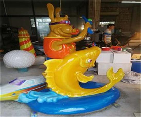 玻璃鋼制品與玻璃鋼雕塑 輕盈與永恒的完美融合